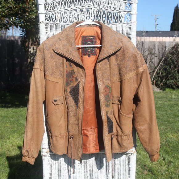 Vintage Leather Jacket - Picture 2 of 8
